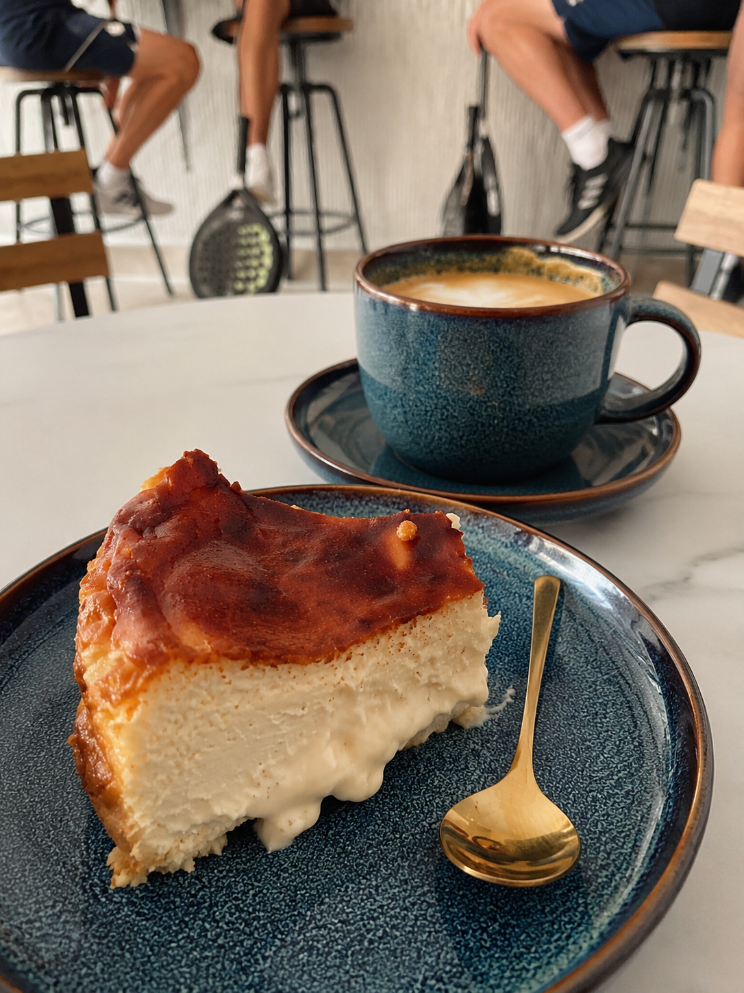 Tarta de queso casera con café en Atocha3